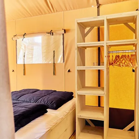 Glamping At Sardinia 豪华帐篷