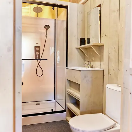 Glamping At Sardinia 豪华帐篷